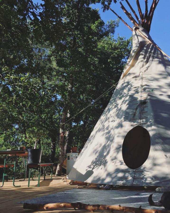 Tipi Lodge Dans La Foret Мімізан Екстер'єр фото